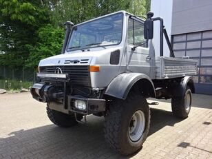 Mercedes-Benz Unimog U 1300 4x4 Flatbed + winch açık kasa kamyon