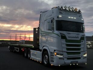 Scania S730 çekici