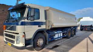 VOLVO benzin kamyonu