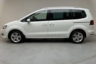 Volkswagen Sharan minivan