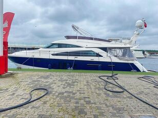 Fairline Squadron 58 yat