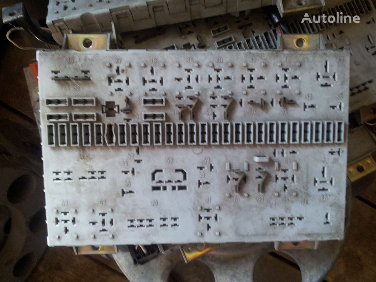 MAN L2000 çekici için MAN L2000 fuse box, central electrical system 81254446060, 896055 yönetim bloğu